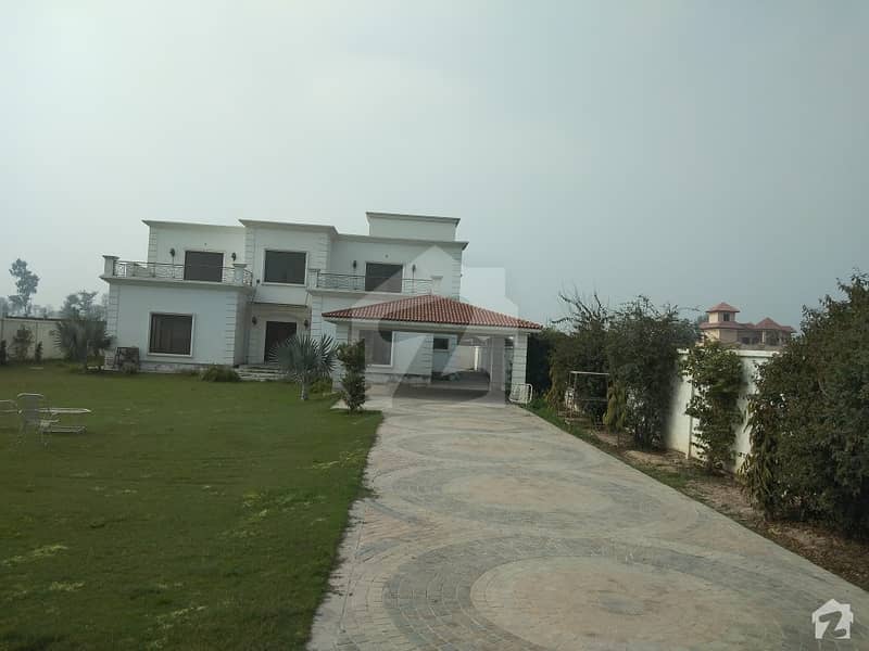 18000  Square Feet Farm House In Cantt Is Available