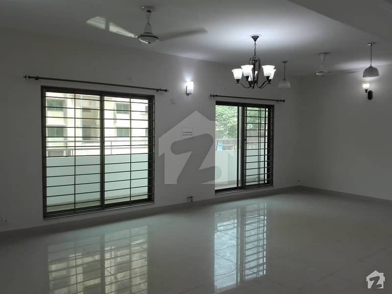 Buy A Centrally Located 1 Kanal House In Askari