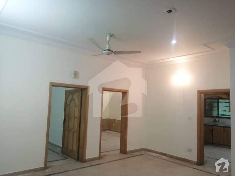 3 Bedroom TV Lounge Drawing Dining  Portion For Rent Dha Ph1 Islamabad