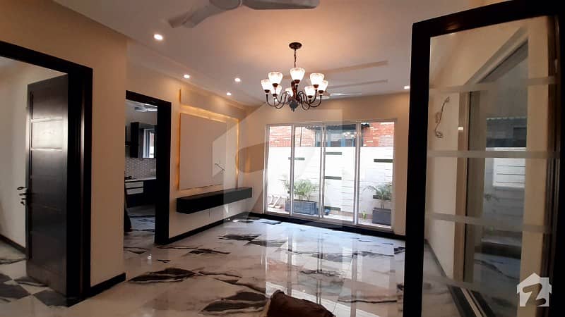 Near Commercial Market 10 Marla House For Sale In Dha Phase 2 S