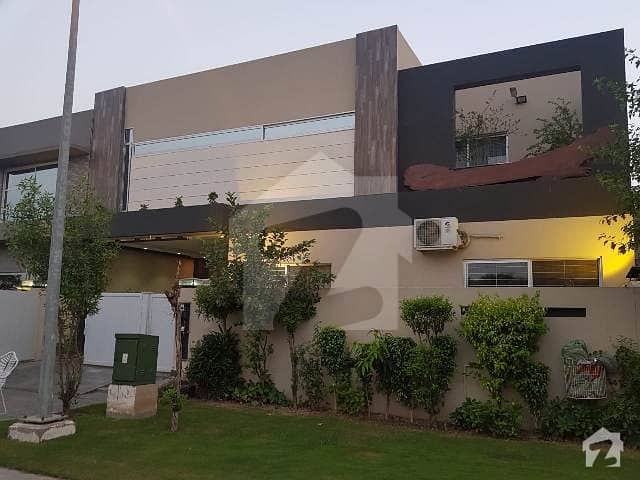 ڈی ایچ اے فیز 6 ڈیفنس (ڈی ایچ اے) لاہور میں 4 کمروں کا 8 مرلہ مکان 2.6 کروڑ میں برائے فروخت۔