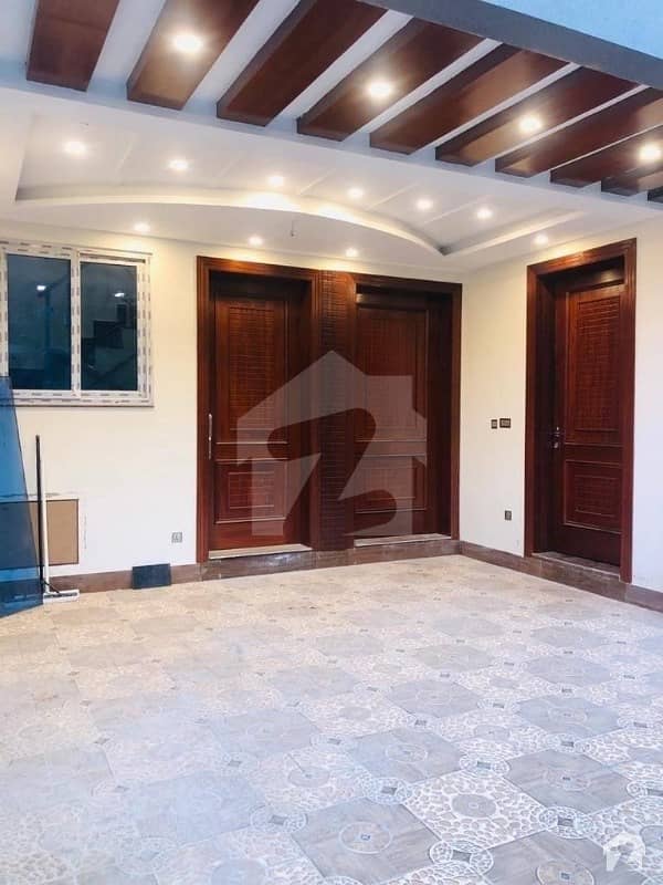 10 Marla House In Islamabad For Sale