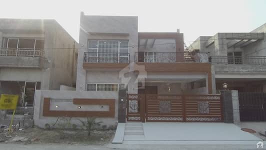 ڈیوائن گارڈنز ۔ بلاک سی ڈیوائن گارڈنز لاہور میں 4 کمروں کا 10 مرلہ مکان 3.25 کروڑ میں برائے فروخت۔ ڈیوائن گارڈنز ۔ بلاک سی ڈیوائن گارڈنز لاہور میں 4 کمروں کا 10 مرلہ مکان 3.25 کروڑ میں برائے فروخت۔