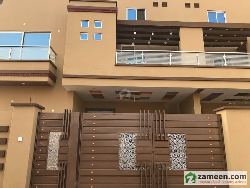 8 Marla Brand New Furnished House For Sale