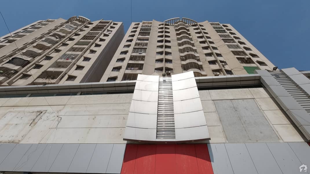 Shop Sized 130 Square Feet Is Available For Sale In Gulshan-e-Iqbal Town