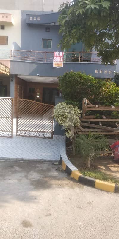08 Marla Very Nice Fully Renovated Beautiful Bungalow For Sale In Divine Homes Near Honda Point New Airport Road Lahore