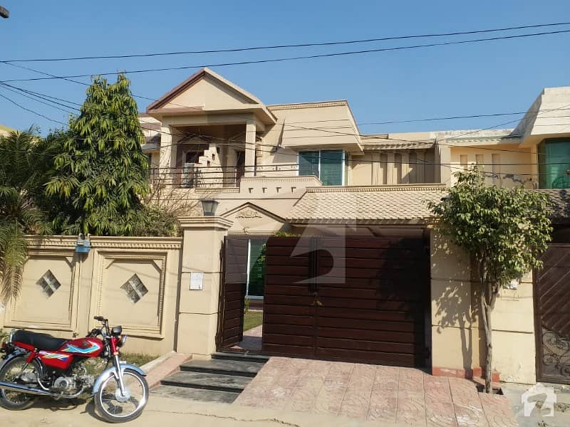 12 Marla Beautiful Location Slightly Used Fully Renovated Bungalowfor Sale In Khuda Baksh Colony New Airport
