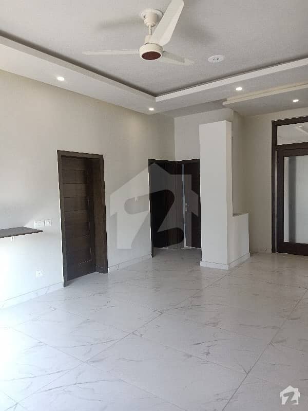 10 Marla Full House For Rent In Bahria Enclave Islamabad