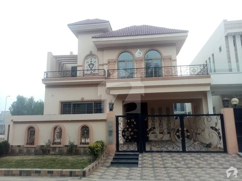 2250  Square Feet House Is Available In Citi Housing Society