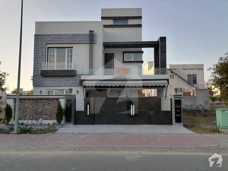 10 Marla House Is Available For Sale In Bahria Town