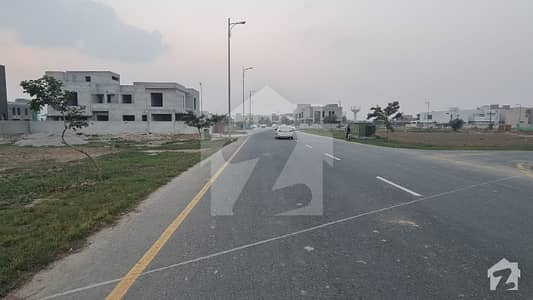 ڈی ایچ اے فیز 6 - بلاک کے فیز 6 ڈیفنس (ڈی ایچ اے) لاہور میں 2 کنال رہائشی پلاٹ 10.25 کروڑ میں برائے فروخت۔ ڈی ایچ اے فیز 6 - بلاک کے فیز 6 ڈیفنس (ڈی ایچ اے) لاہور میں 2 کنال رہائشی پلاٹ 10.25 کروڑ میں برائے فروخت۔