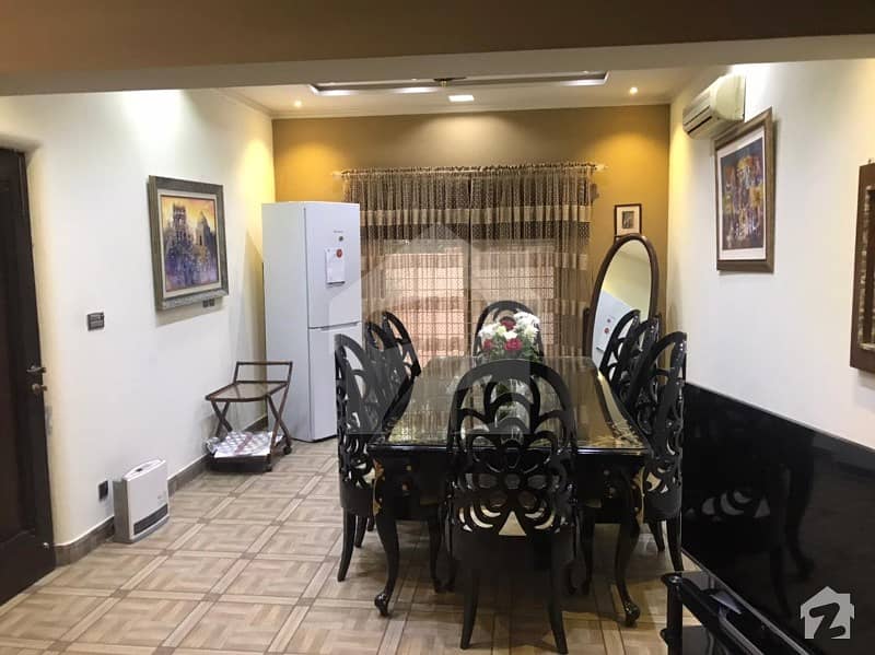 10 Marla Near Park House For Sale Ideal Location Dha Lahore