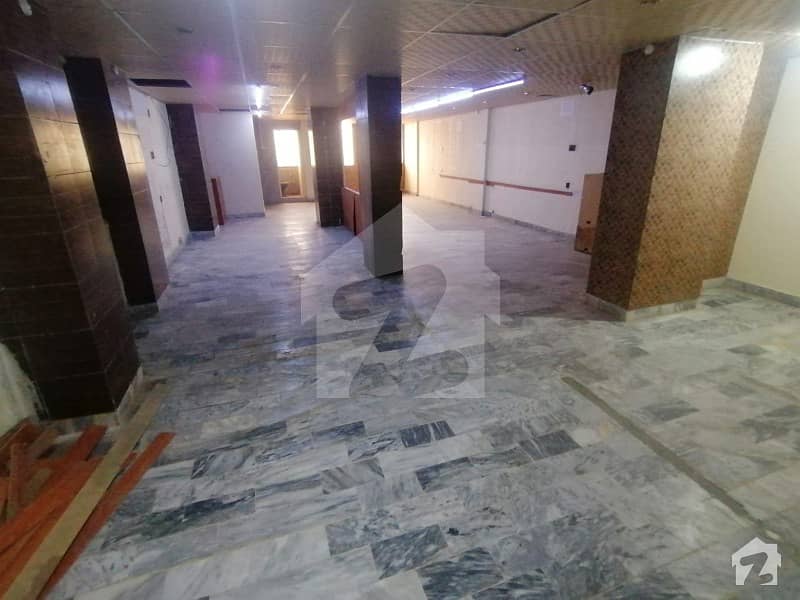 اسٹیڈیم روڈ کراچی میں 1 کمرے کا 5 مرلہ دفتر 1.45 کروڑ میں برائے فروخت۔