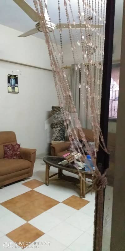 سی پی برار سوسائٹی گلشنِ اقبال ٹاؤن کراچی میں 2 کمروں کا 4 مرلہ فلیٹ 65 لاکھ میں برائے فروخت۔