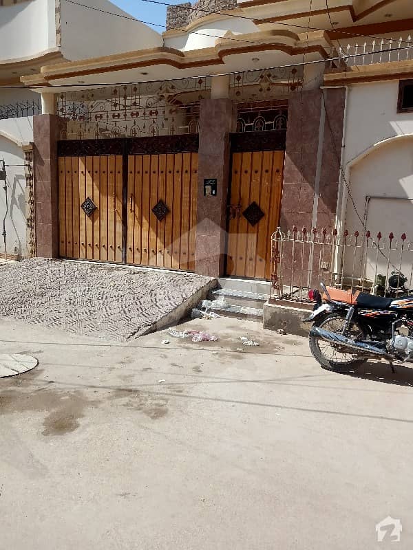 میاں قاضی احمد موڑ نواب شاہ میں 4 کمروں کا 9 مرلہ مکان 1.75 کروڑ میں برائے فروخت۔