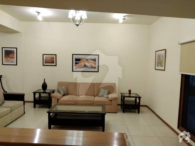2200  Square Feet Flat For Rent In Gulberg