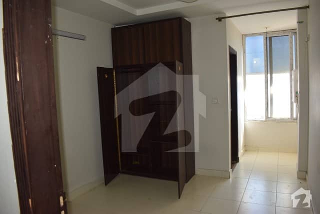 1 Bed Appartment For Rent In E-11 Islamabad
