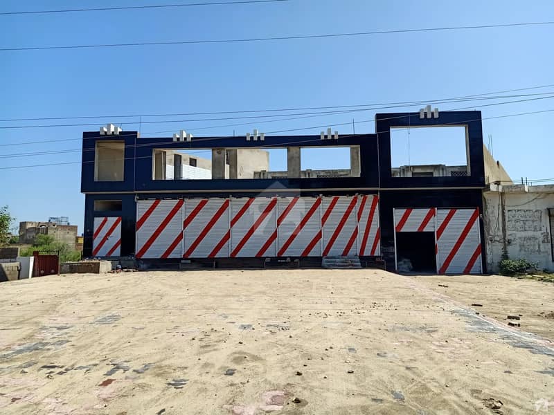 Ideal Building Is Available For Sale In Lalamusa