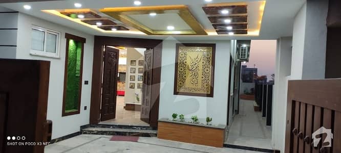 Brand New 10 Marla Designer House Available For Rent Brand New 10 Marla Designer House Available For Rent