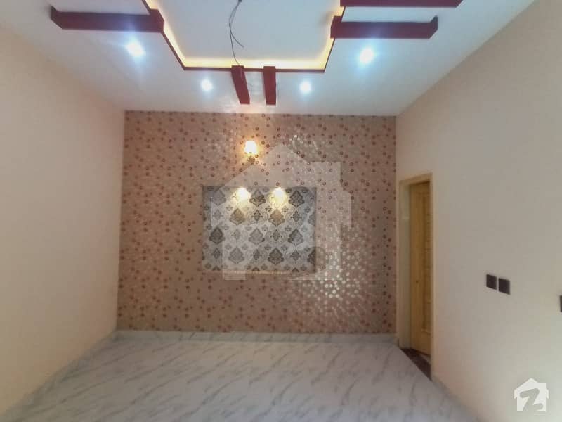 واپڈا ٹاؤن فیز 2 واپڈا ٹاؤن لاہور میں 5 کمروں کا 10 مرلہ مکان 2.8 کروڑ میں برائے فروخت۔