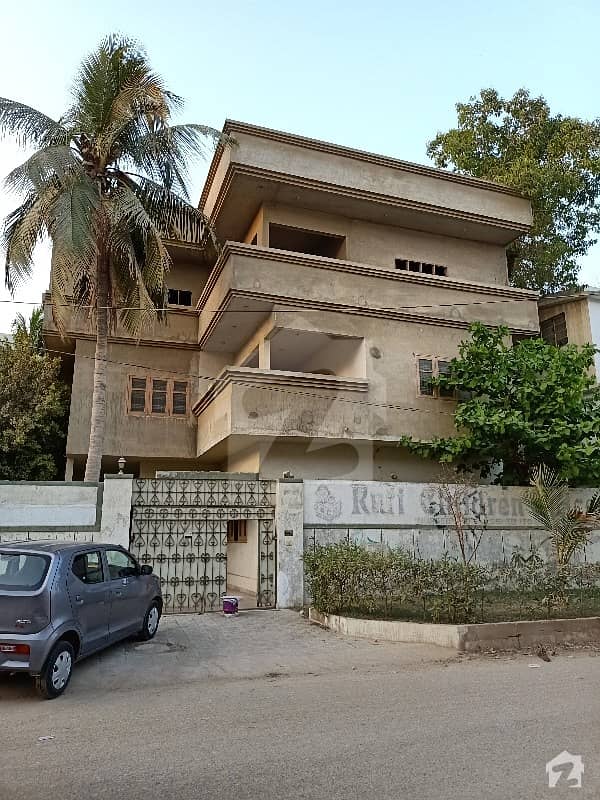 نارتھ ناظم آباد ۔ بلاک ڈی نارتھ ناظم آباد کراچی میں 12 کمروں کا 17 مرلہ مکان 4.9 کروڑ میں برائے فروخت۔