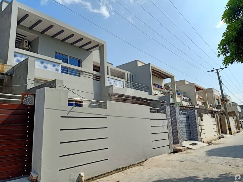 10 Marla House Situated In Asghar Town For Sale