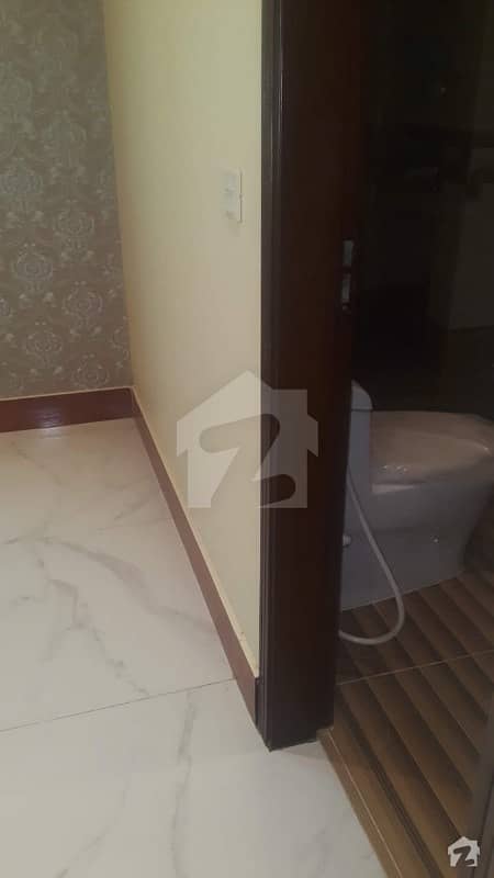 ایم بی سی ایچ ایس ۔ مخدوم بلاول سوسائٹی کورنگی کراچی میں 8 کمروں کا 10 مرلہ مکان 4.25 کروڑ میں برائے فروخت۔ ایم بی سی ایچ ایس ۔ مخدوم بلاول سوسائٹی کورنگی کراچی میں 8 کمروں کا 10 مرلہ مکان 4.25 کروڑ میں برائے فروخت۔
