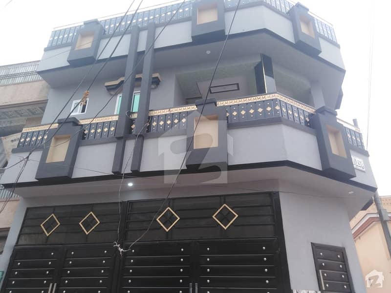 Hayatabad 5 Marla House Up For Sale
