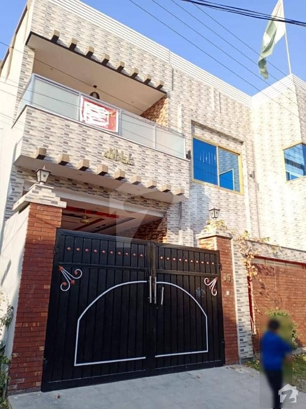 آفیسرز گارڈن کالونی ورسک روڈ پشاور میں 6 کمروں کا 6 مرلہ مکان 2.45 کروڑ میں برائے فروخت۔