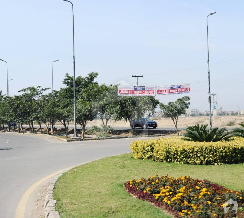 3 Marla Plot No 228 C Block 40 Ft Road Corner On Prime Location With Salient Features For Sale