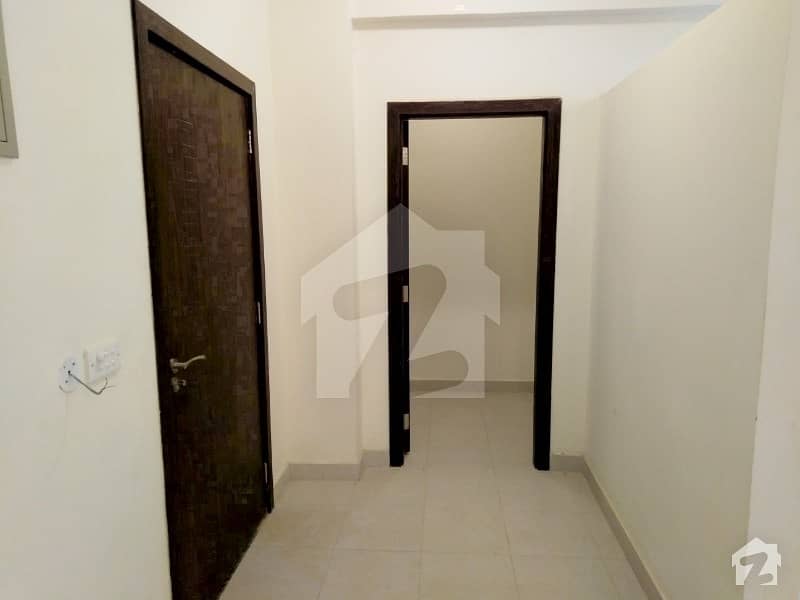 3 Bedrooms Luxury Apartment For Sale In Bahria Town Karachi