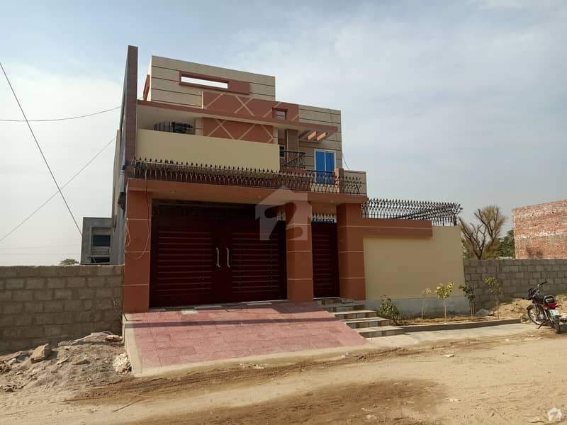 8.5 Marla House Available For Sale In New Model Town