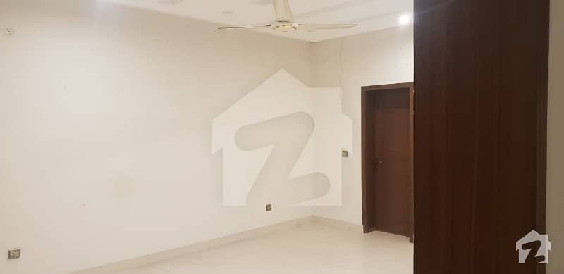 2250  Square Feet Upper Portion For Rent In Gulberg