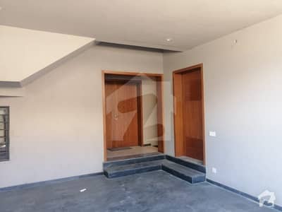 1590  Square Feet Upper Portion In D-17 For Rent