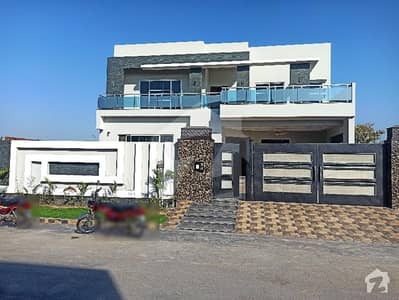 Brand New One Kanal House For Sale In Neelum Block Dc Colony Gujranwala