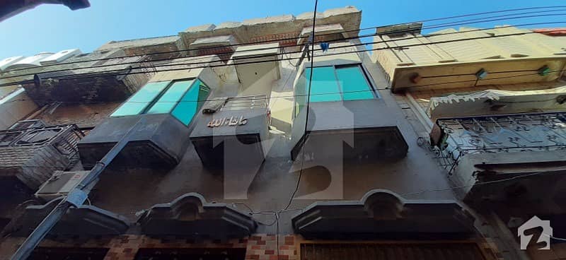 Triple Storey House For Sale In Main City Grw