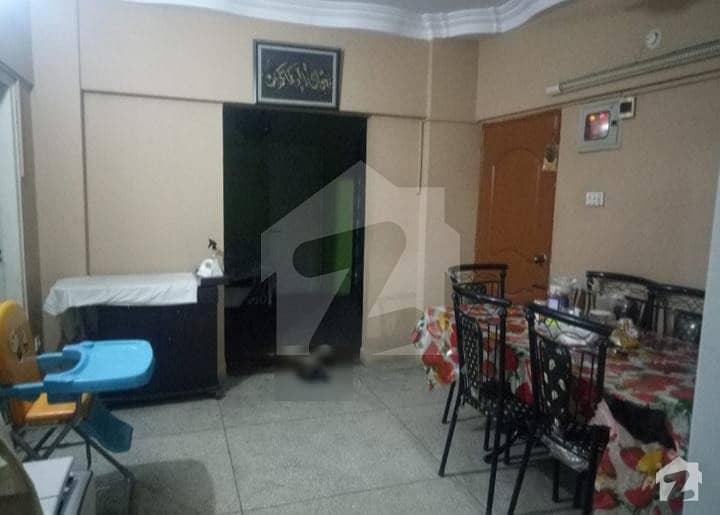 ابوالحسن اصفہا نی روڈ کراچی میں 2 کمروں کا 4 مرلہ فلیٹ 60 لاکھ میں برائے فروخت۔