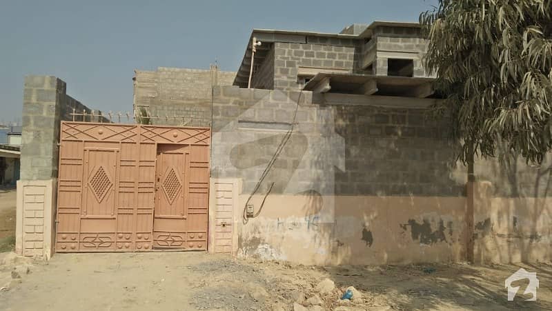 منگھوپیر کراچی میں 7 کمروں کا 11 مرلہ مکان 1.35 کروڑ میں برائے فروخت۔