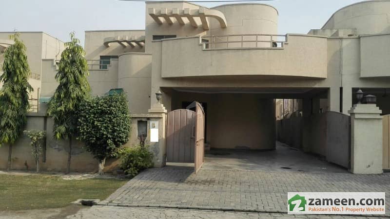 Kamran Estate Offers 1 Kanal House For Sale Sector C