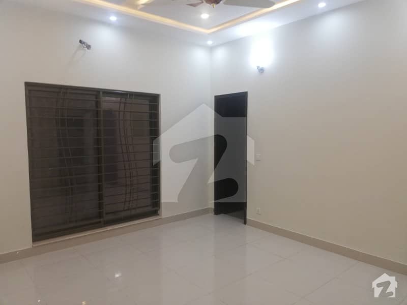10 Marla Beautiful House For Rent In Cc Block Sector D Bahria Town Lahore