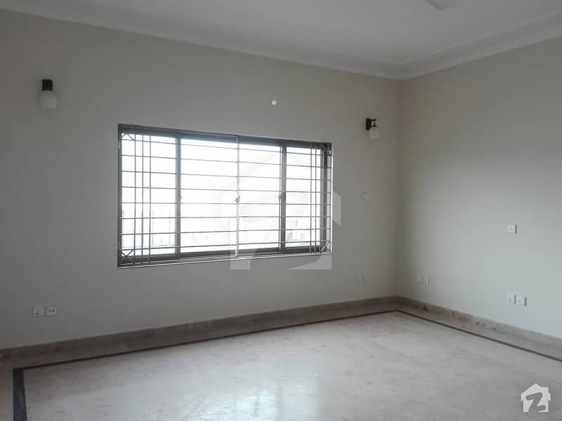 Buy A 1900 Square Feet Flat For Sale In E-11