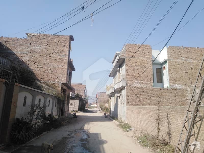 ورسک روڈ پشاور میں 6 کمروں کا 5 مرلہ مکان 1.2 کروڑ میں برائے فروخت۔