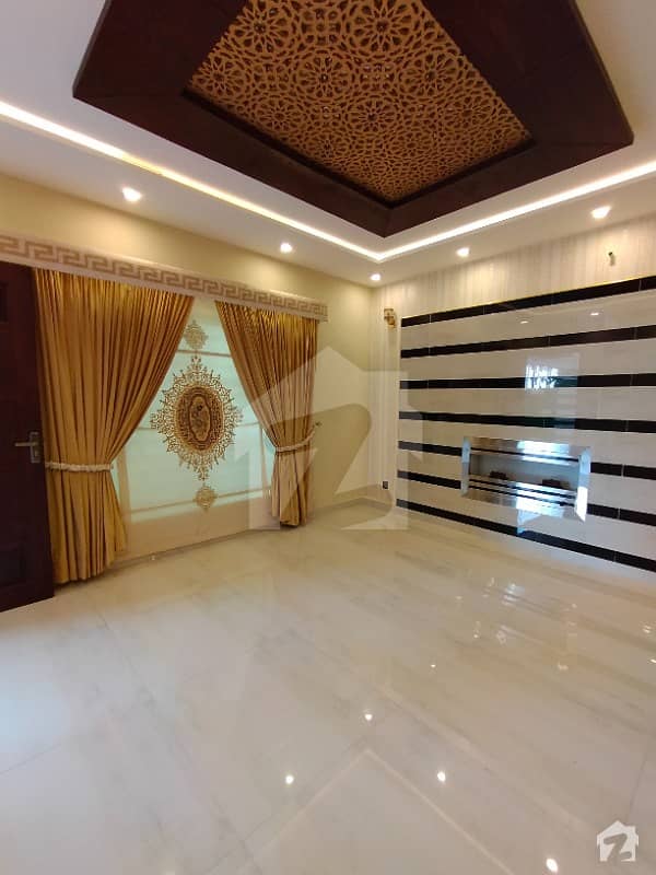 10 Marla Brand New Luxury House For Sale In Bahria Town Lahore