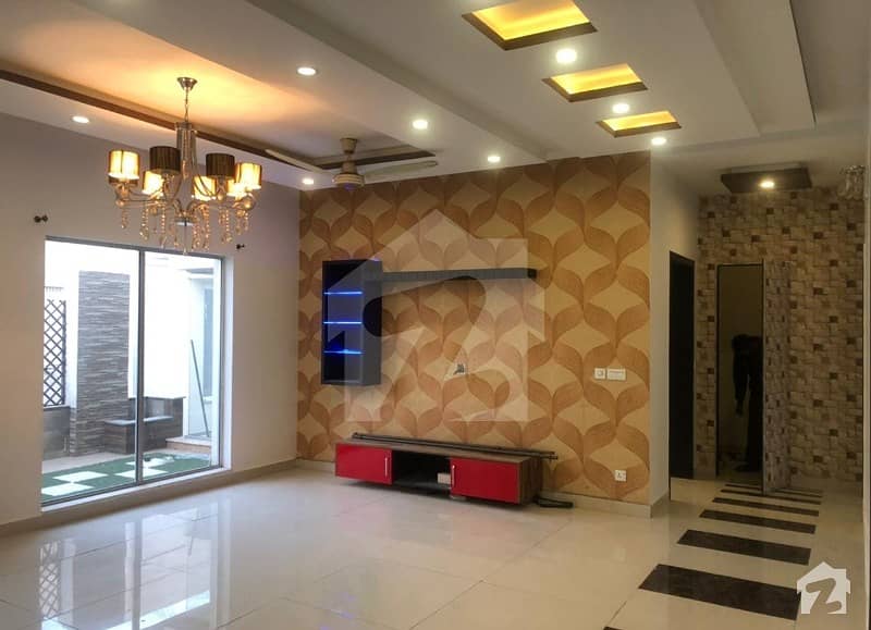 1 Kanal House Upper Portion For Rent State Life Phase 1