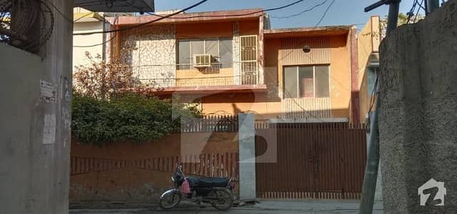 7th روڈ پنڈورہ راولپنڈی میں 8 کمروں کا 10 مرلہ مکان 2.7 کروڑ میں برائے فروخت۔