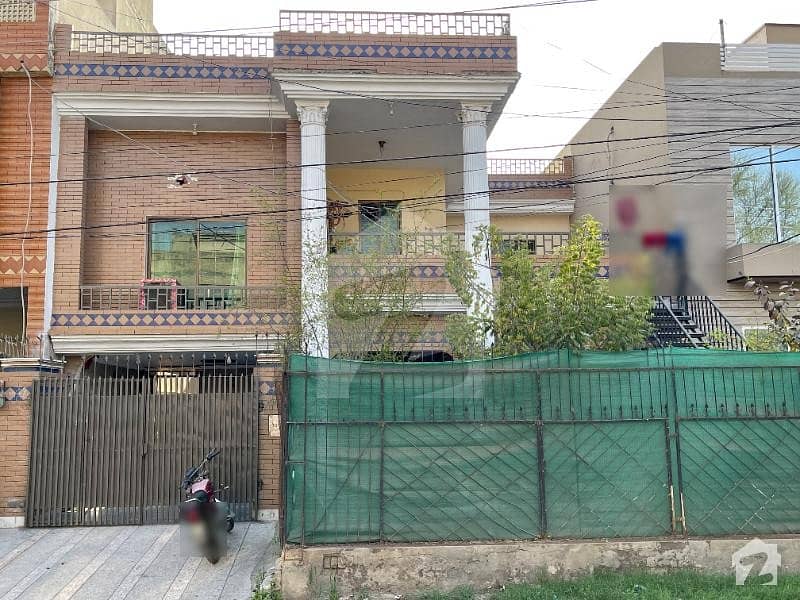 House for Sale Kamran Block near main Wahdat Road ideal prime location