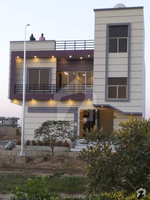الجدید ریزیڈینسی کراچی میں 3 کمروں کا 4 مرلہ فلیٹ 50 لاکھ میں برائے فروخت۔