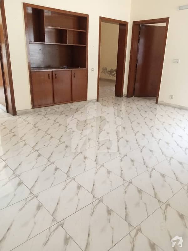 A Beautiful Upper Portion Available For Rent In Nishtar Block