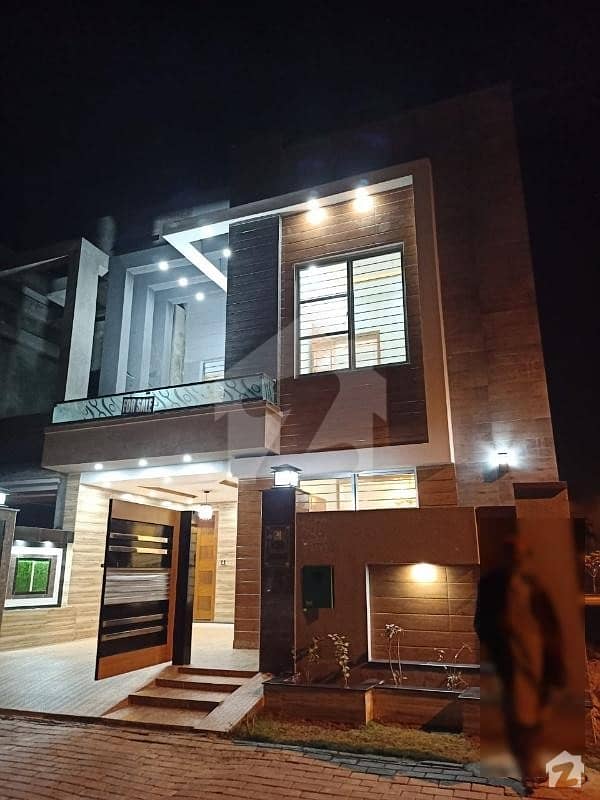5 Marla brand new luxury House available for Rent In Sector, D