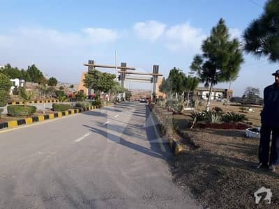 یونیورسٹی ٹاؤن ۔ بلاک بی یونیورسٹی ٹاؤن اسلام آباد میں 1 کنال رہائشی پلاٹ 99 لاکھ میں برائے فروخت۔ یونیورسٹی ٹاؤن ۔ بلاک بی یونیورسٹی ٹاؤن اسلام آباد میں 1 کنال رہائشی پلاٹ 99 لاکھ میں برائے فروخت۔